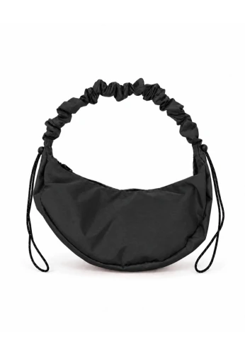 CARGO SCRUNCH SMALL BLACK z regulowanym marszczonym pasem