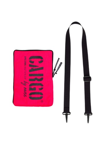 Różowe etui na laptopa laptopówka Rhodamine MEDIUM CARGO by OWEE 765x1100 www (2).jpg