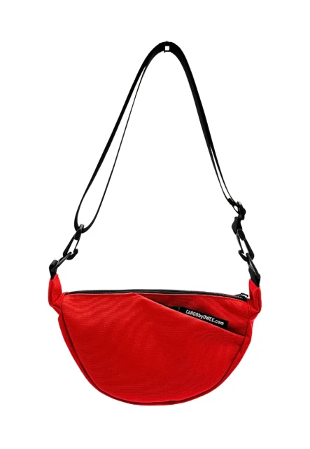 halfmoon-small-red-frot.webp