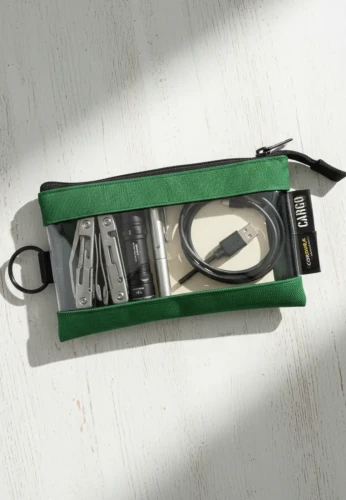 clear_POUCH_medium .webp