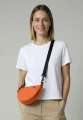 halfmoon-small-orange-500-na-modelu-8.webp