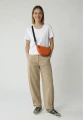 halfmoon-small-orange-500-na-modelu-7.webp