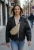 halfmoon-light-beige-small-na-modelu.webp