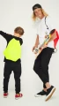 worek-mesh-drawstring-fluo-models02.webp
