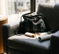 mesh_black_hotel_sofa_travel_1600.webp