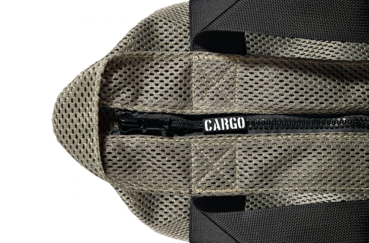 mocna oliwkowa torba z siatki mesh CARGO by OWEE mocny zamek