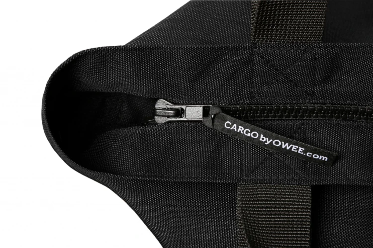 mała elegancka pojemna czarna torba miejska z kieszeniami z cordury cargo by owee mocny zamek